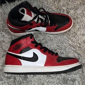 Red Jordan Mids